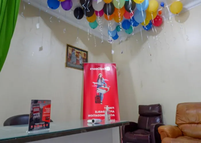 RedDoorz near Ahmad Yani Monument Park Kudus