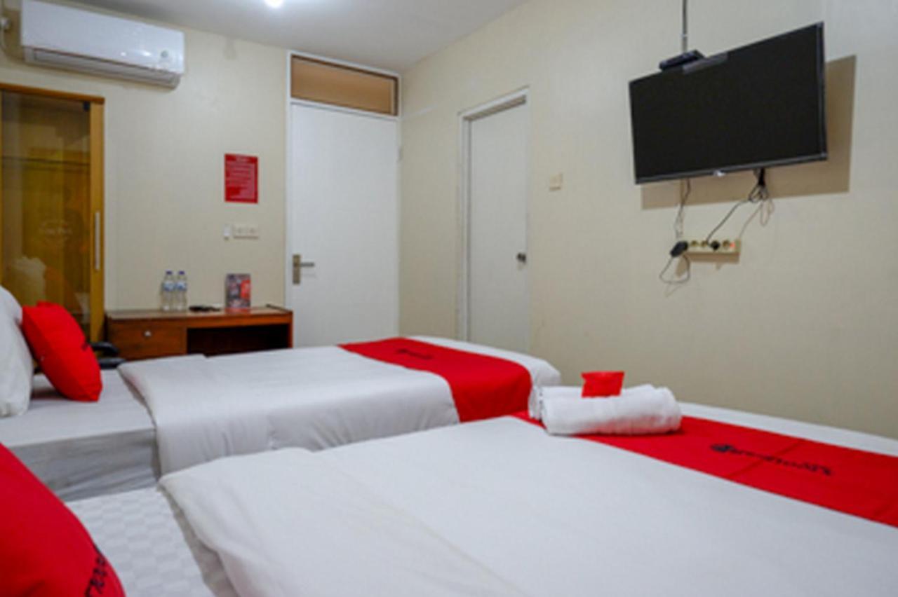 Hotel Reddoorz Near Rsud